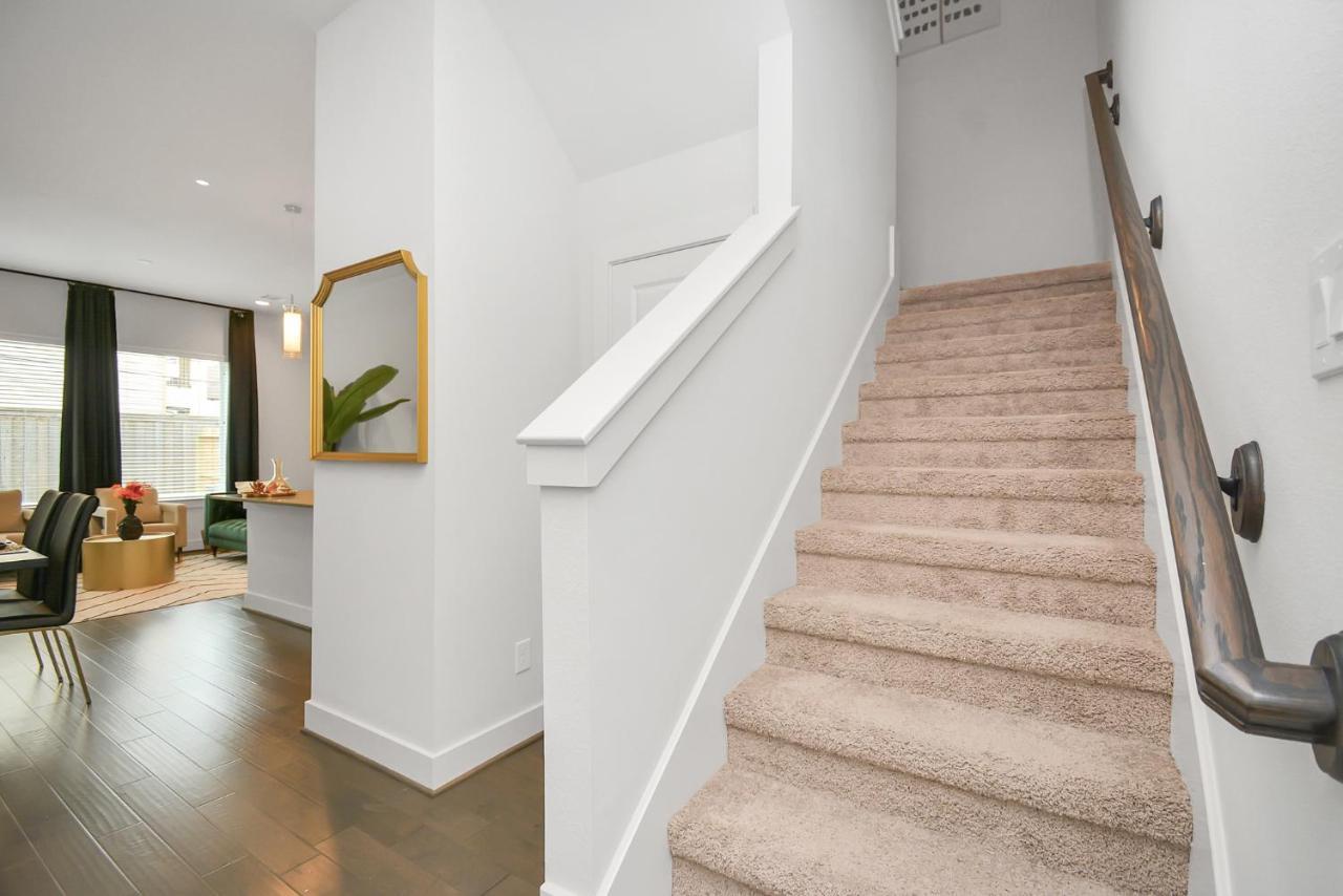 Emerald Palace - New, Modern 3Br Townhome Close To Downtown, Nrg, Med Ctr Хьюстон Экстерьер фото