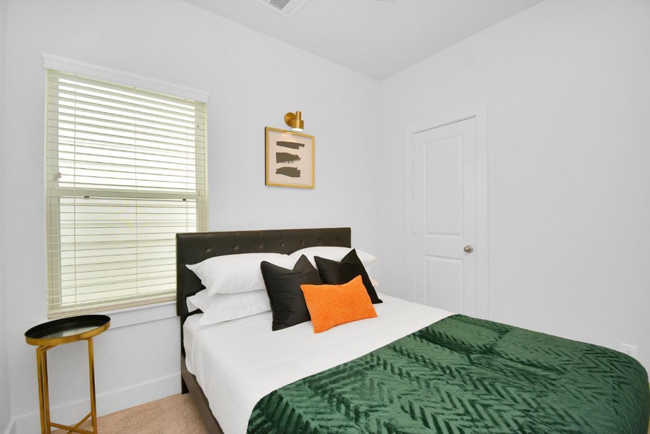 Emerald Palace - New, Modern 3Br Townhome Close To Downtown, Nrg, Med Ctr Хьюстон Экстерьер фото